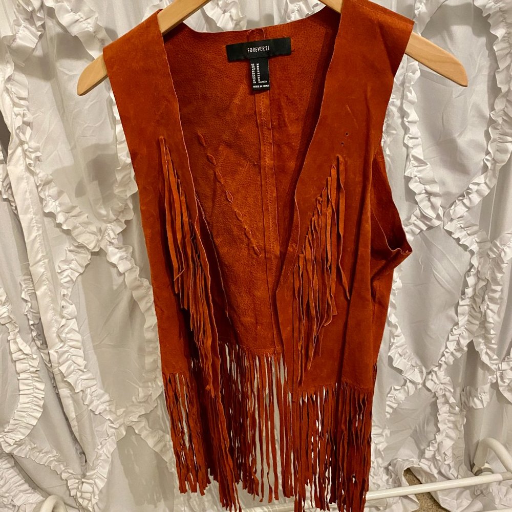 Bohemian Faux Suede Fringe Vest - Forever 21 (M)